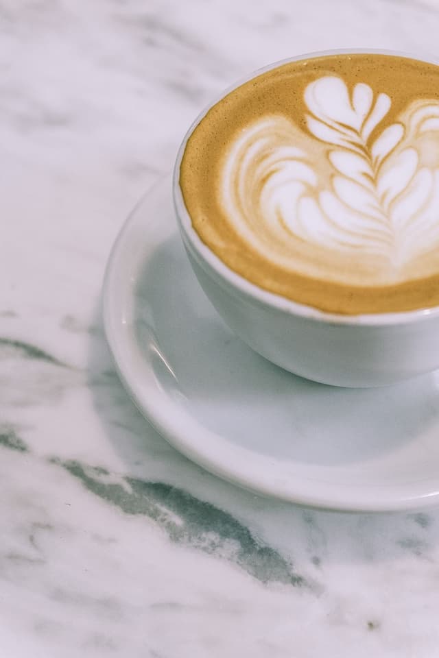 A cappuccino with latte art